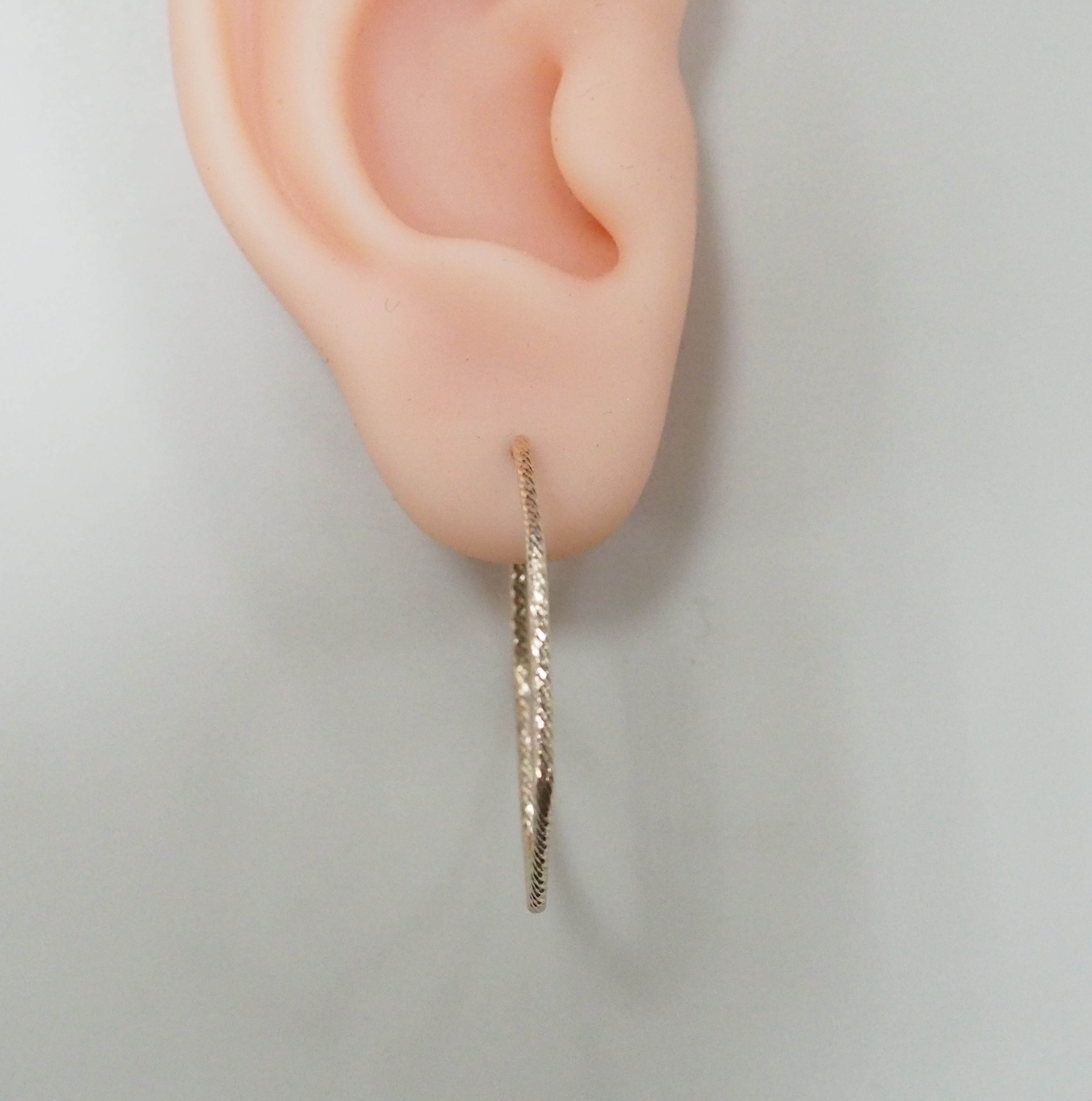 Серьги-конго из золота